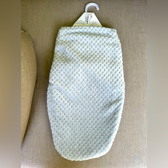 Chloe + Ethan, Luxurious Wrap for Newborn Babies, Grey, 0-3 Months - Picture 2 of 3